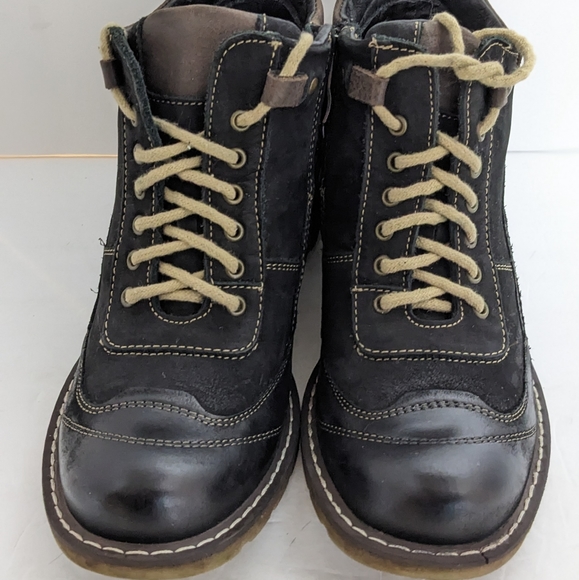 Vintage leather ankle boots - Picture 7 of 16